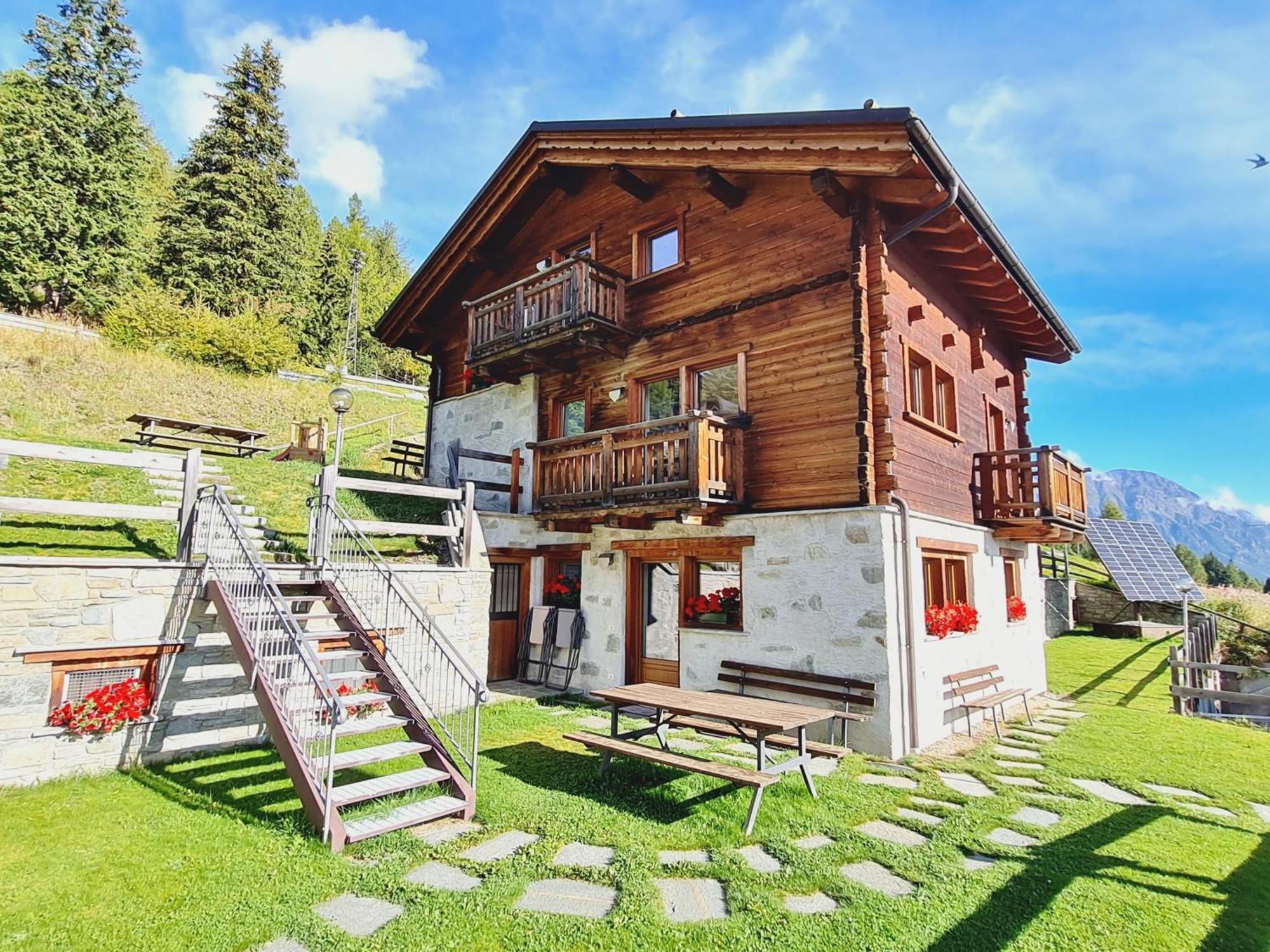 Chalet Selva Isolaccia Exterior photo